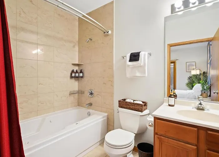 1 Free Parking Sleeps 10 Apartamento Chicago